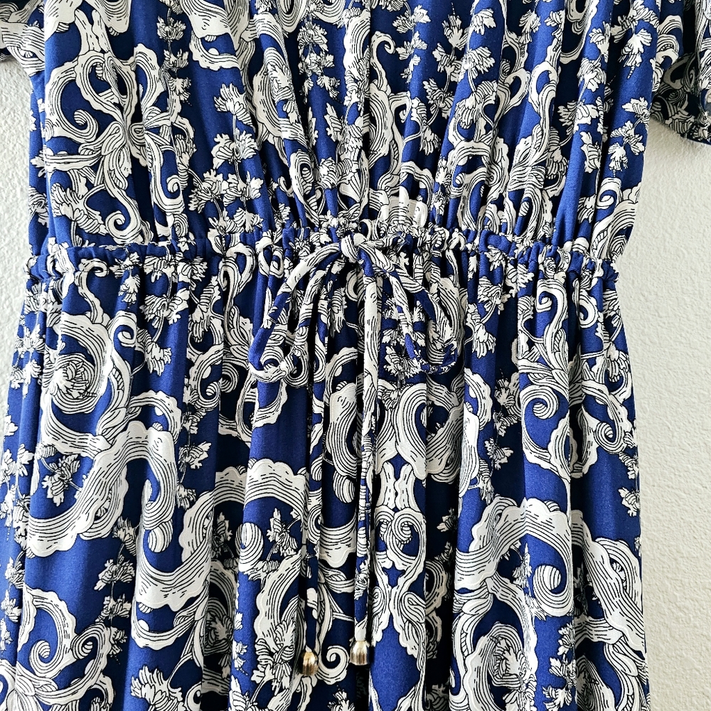 HAANI maxi dress size 1X blue white floral elastic waist short sleeve  V neck - Picture 5 of 8